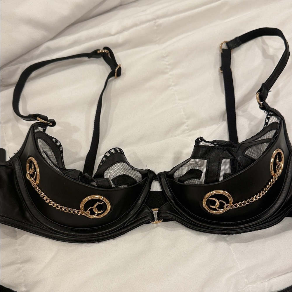 Honey Birdette Black and Gold Lingerie Set - Picture 2 of 4